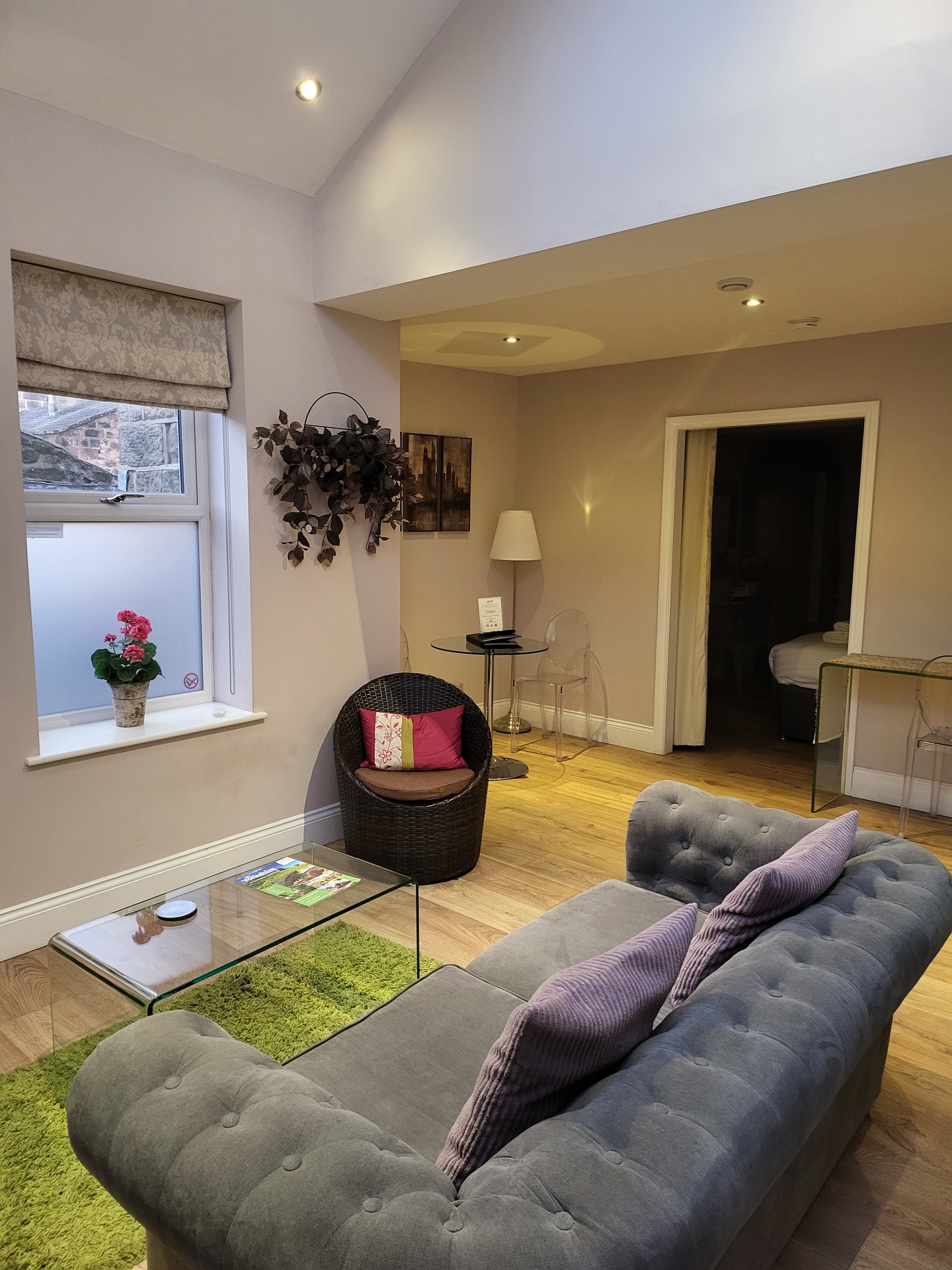 Designed for guests seeking extended stays, Harrogate Lifestyle Luxury Serviced Apartments provide a superior alternative to traditional hotels. The apartments offer Studio, 1, and 2-bedroom options, ensuring ample space and privacy for every guest.